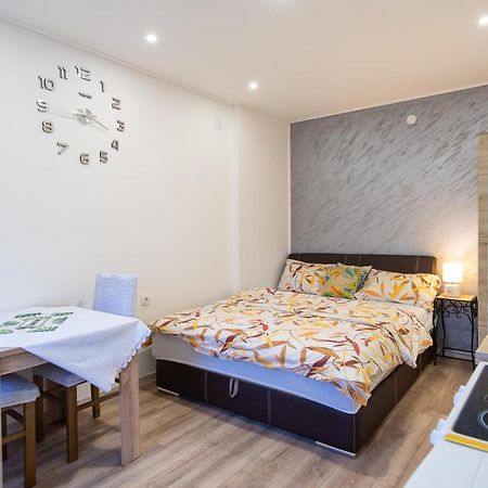 Apartments Solar Требинье Экстерьер фото