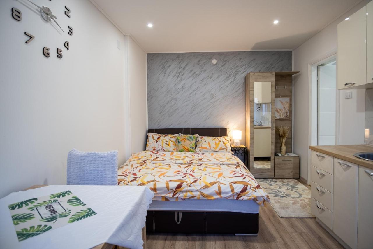 Apartments Solar Требинье Экстерьер фото